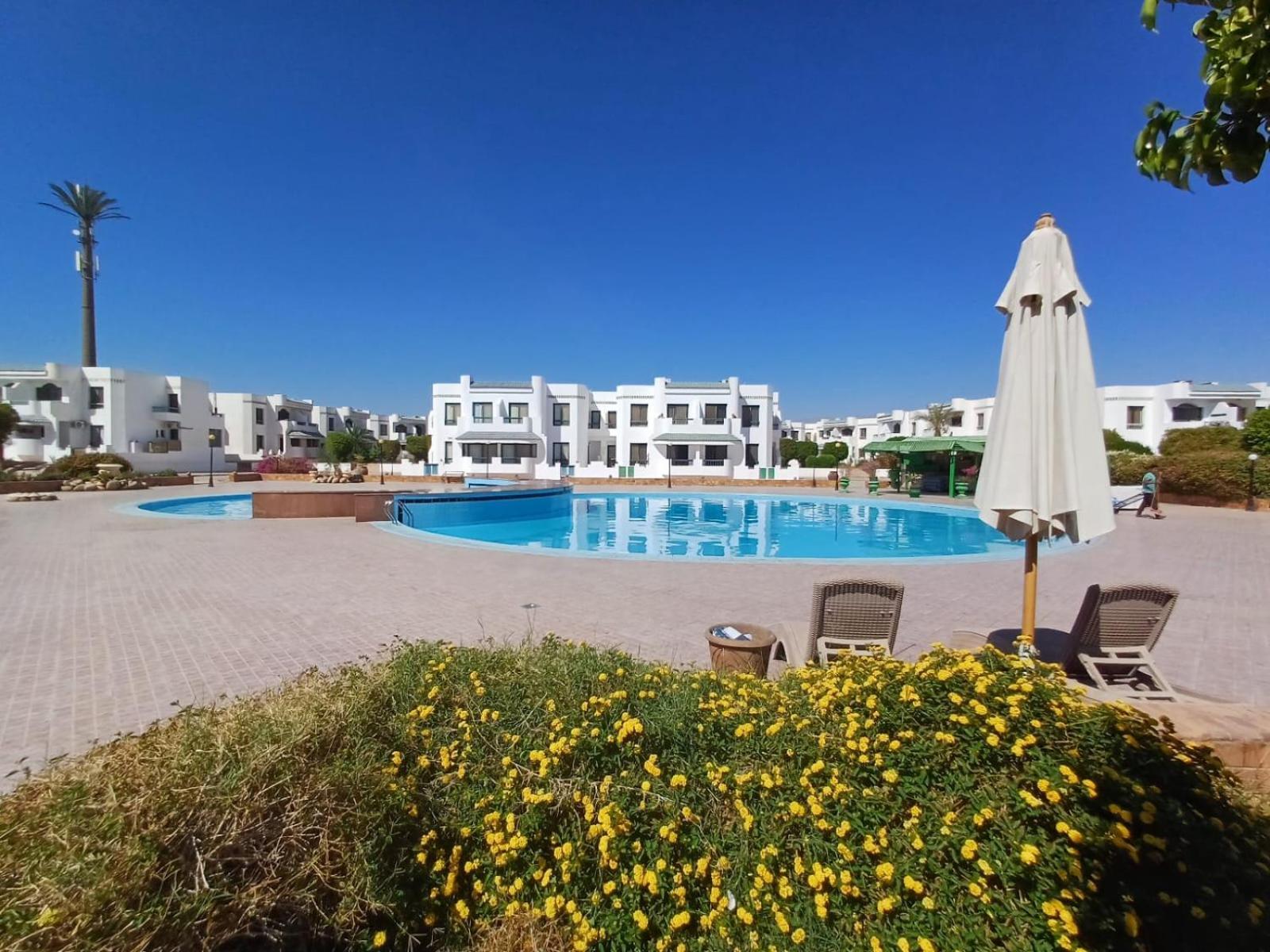 In Sunshine - Naama Bay Sharm el-Sheikh